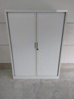Robberechts roldeurkast Halfhoog H 160 x B 120 x d45 3 planken